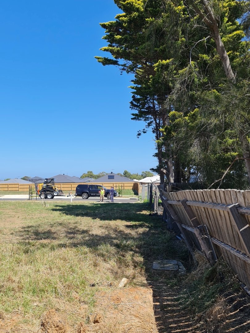 ala s16 right weed tfence after (9)